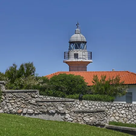 Faro De *